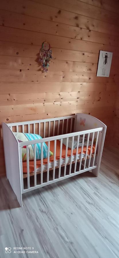 Hébergement de vacances Familial En Bois A 150 M De La